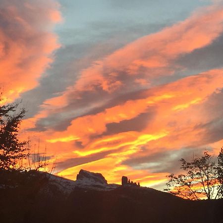 Baita Fraina Cortina dʼAmpezzo Exteriör bild