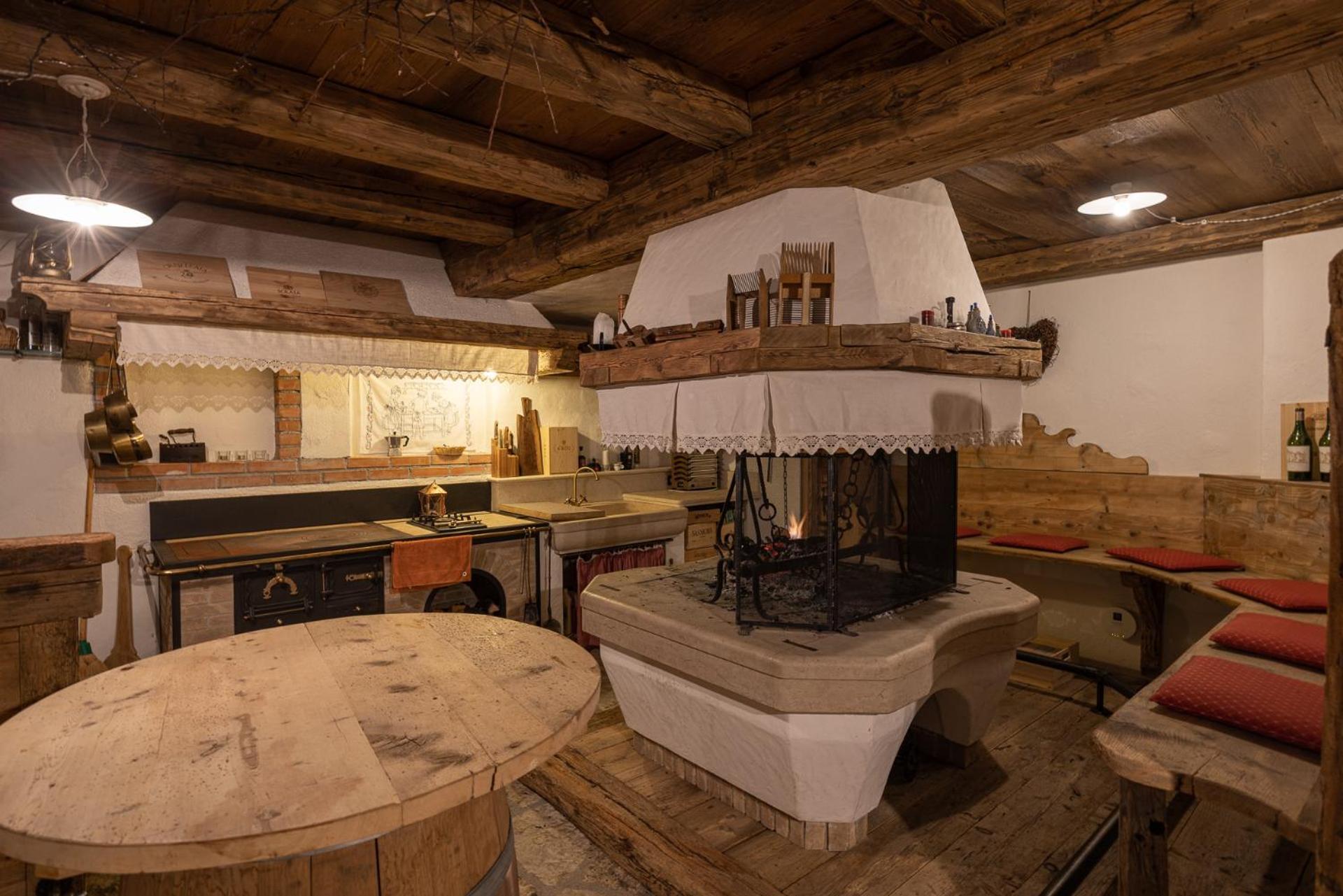 Baita Fraina Cortina dʼAmpezzo Exteriör bild