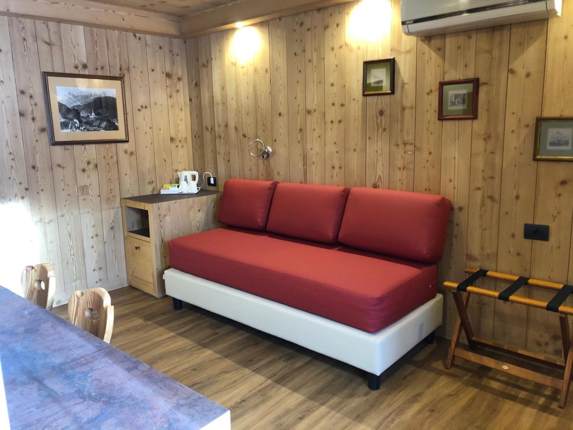 Baita Fraina Cortina dʼAmpezzo Exteriör bild