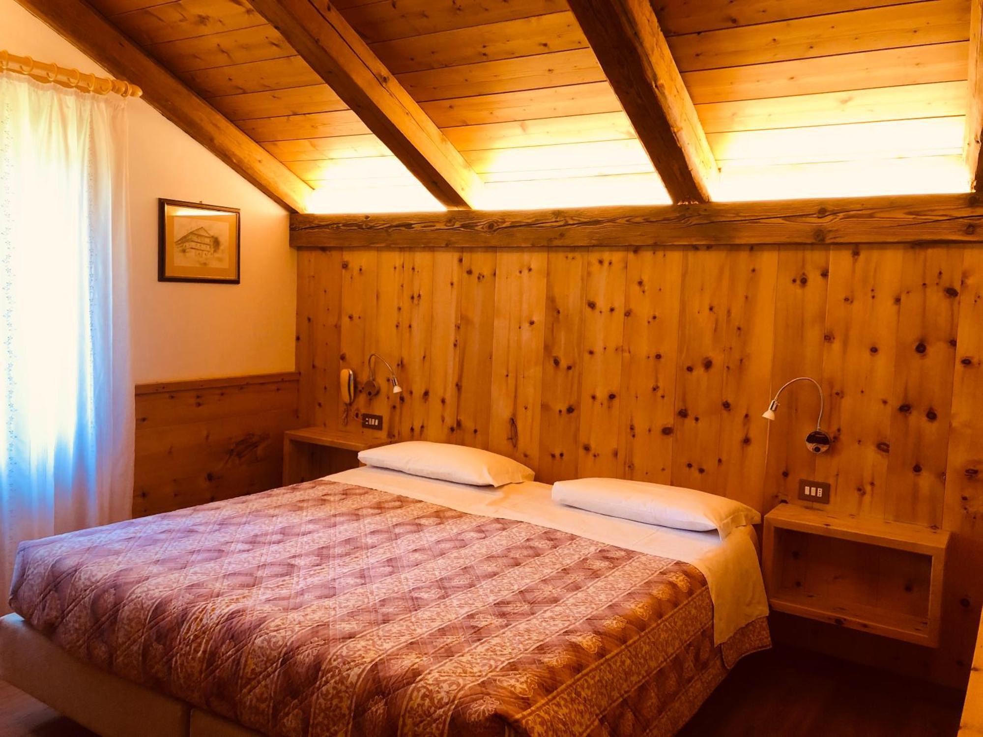 Baita Fraina Cortina dʼAmpezzo Exteriör bild